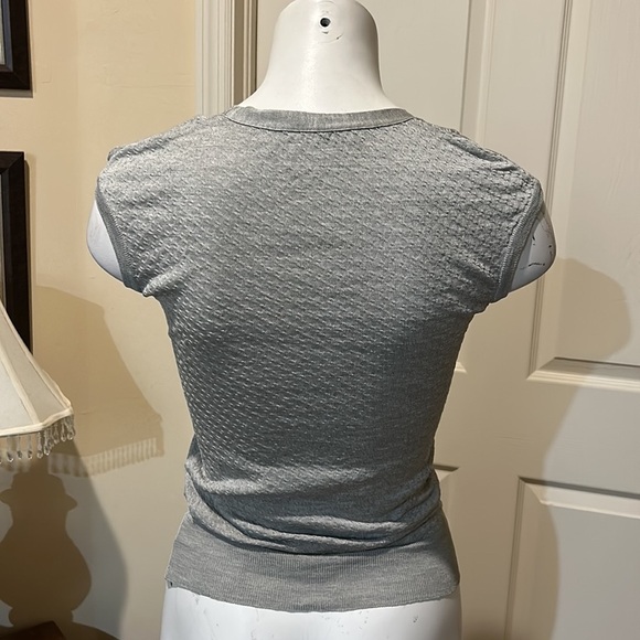 Balenciaga Sleeveless Textured Top. Size 38 - Picture 4 of 14